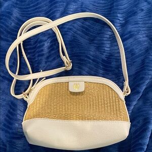Tommy Hilfiger Elegant White and Tan Crossbody Bag